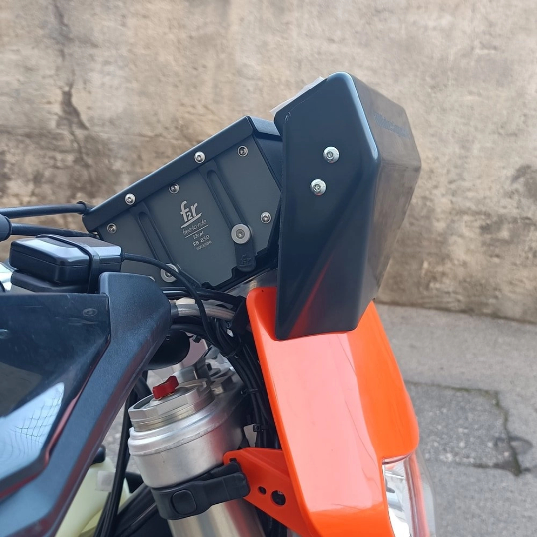 Soporte GPS Manillar Moto  Accesorios y Recambio de Moto en Mas Moto